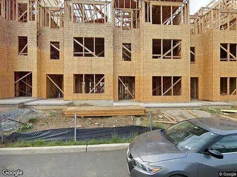 Squire Dr #17C, Newtown Square, PA 19073