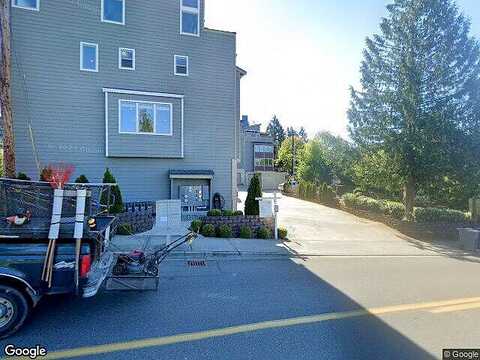 83Rd Pl Ne #101, Kenmore, WA 98028