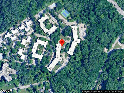 Oakwood Dr #N222, Narberth, PA 19072