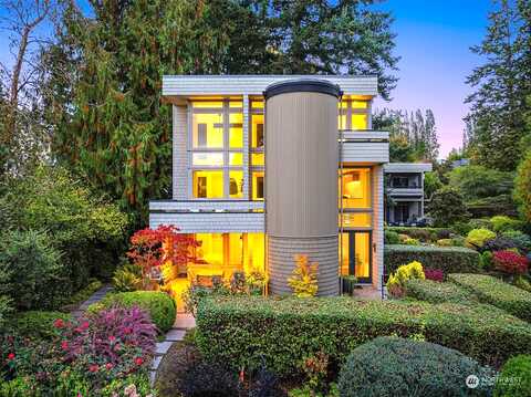 Lovell, BAINBRIDGE ISLAND, WA 98110