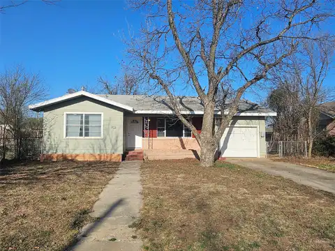 West, BANGS, TX 76823