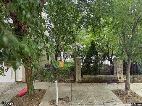 Latona St #F, Philadelphia, PA 19147