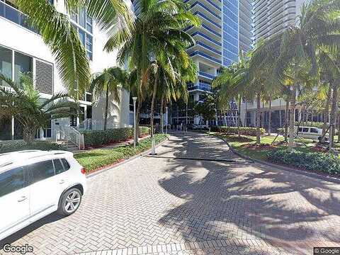 Ocean, HALLANDALE BEACH, FL 33009
