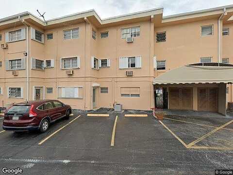 14Th, HALLANDALE BEACH, FL 33009