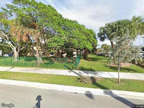 Lake Shore, WEST PALM BEACH, FL 33403