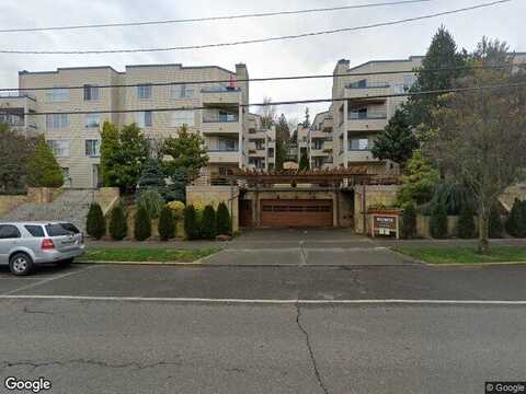 California, SEATTLE, WA 98136
