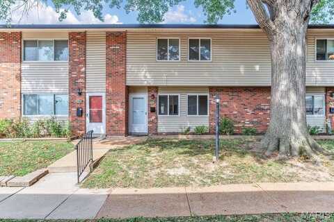 10043 Echoridge Lane, Saint Louis, MO 63123