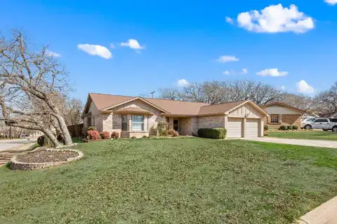 Forrest, NORTH RICHLAND HILLS, TX 76182