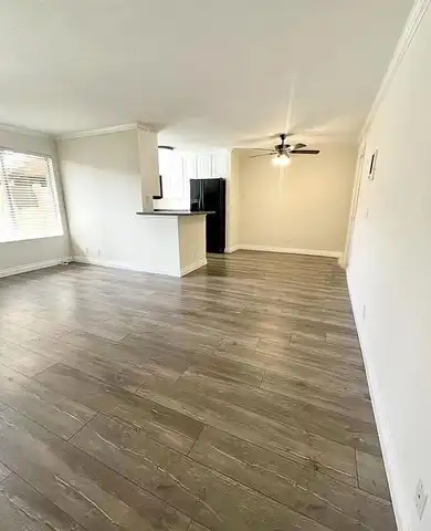 Lexington, EL CAJON, CA 92020