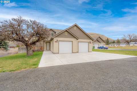 Cowins, HEPPNER, OR 97836