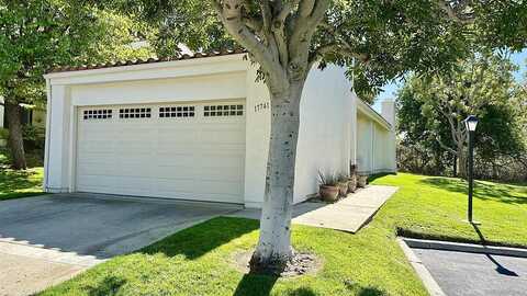 Valle De Lobo, POWAY, CA 92064