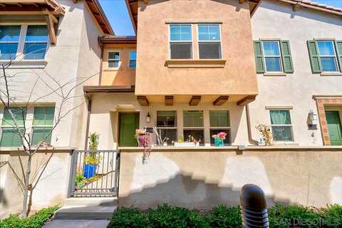 Delpy View, VISTA, CA 92084
