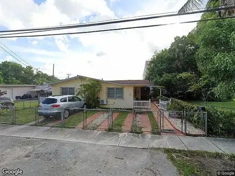 30Th, MIAMI, FL 33135