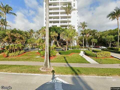 Ocean, HIGHLAND BEACH, FL 33487