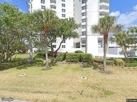 Ocean, HIGHLAND BEACH, FL 33487