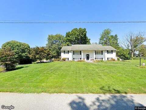 W Fritz Ave, Quarryville, PA 17566