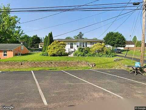 Main St, Green Lane, PA 18054