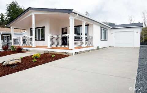 Paradise Ave #13, Enumclaw, WA 98022