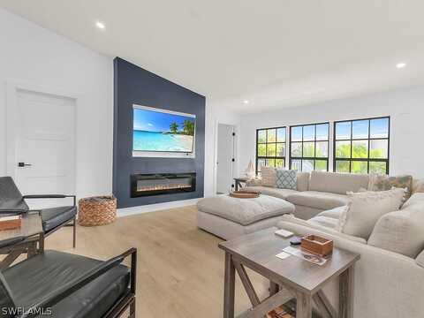 Palm Dr, NAPLES, FL 34140