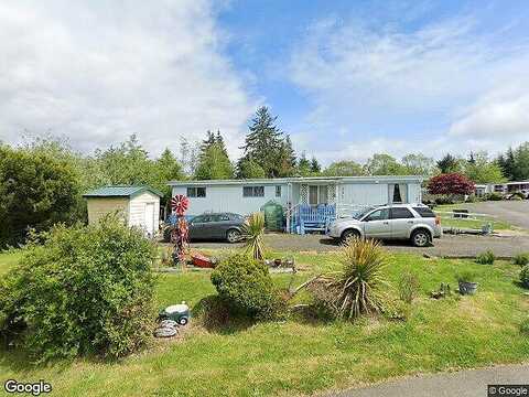 Stanford Dr #58, Cosmopolis, WA 98537