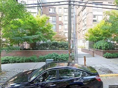 8Th, SEATTLE, WA 98105