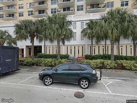 Golden Isles, HALLANDALE BEACH, FL 33009