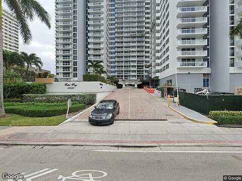 Ocean, HALLANDALE BEACH, FL 33009