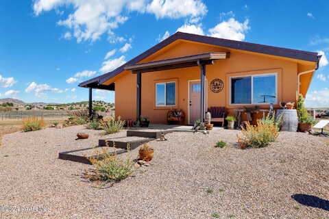 Latigo, PAULDEN, AZ 86334