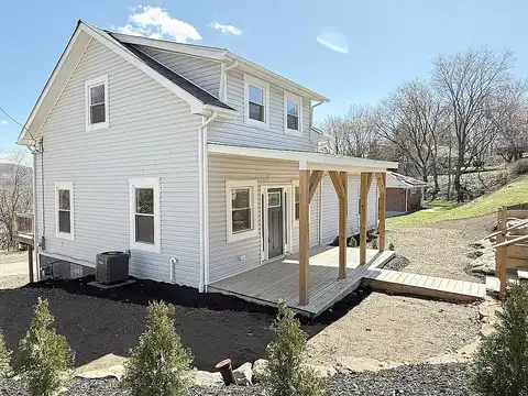 W 6Th Ave, West Mayfield, PA 15010