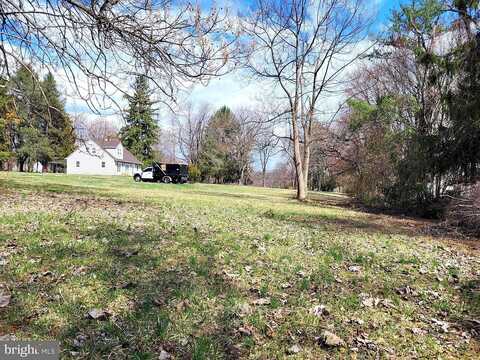 Wilson, GLEN MILLS, PA 19342