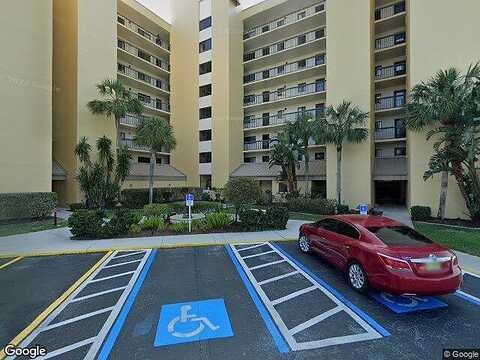 Lenell, FORT MYERS BEACH, FL 33931