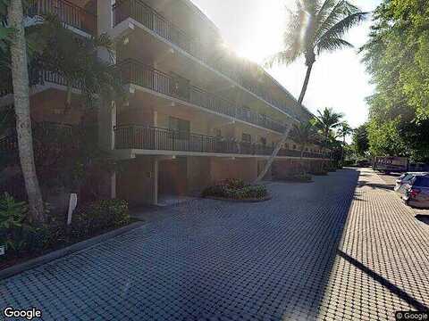 Middle Gulf, SANIBEL, FL 33957