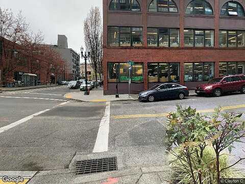 Couch, PORTLAND, OR 97209