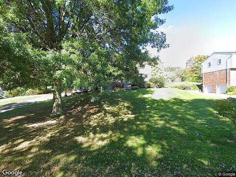 Graybrooke Dr, Murrysville, PA 15632
