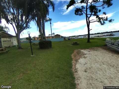 S Lakeview Rd #14, Lake Placid, FL 33852