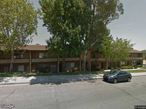 La Paz Dr #6, Victorville, CA 92395