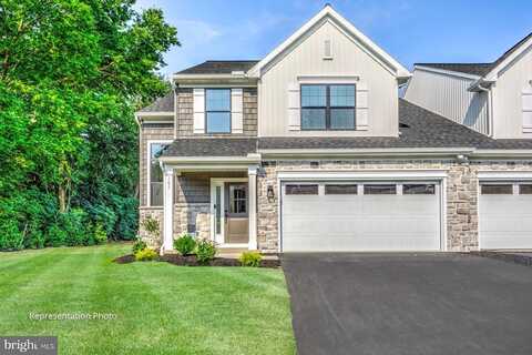 Village Dr, Millersville, PA 17551