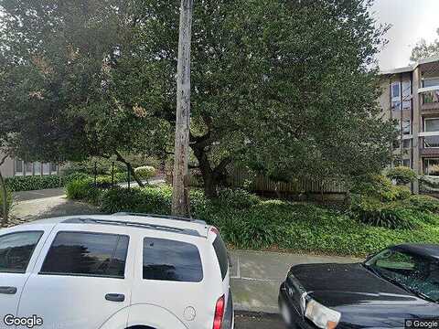 Monte Vista Ave #107, Oakland, CA 94611