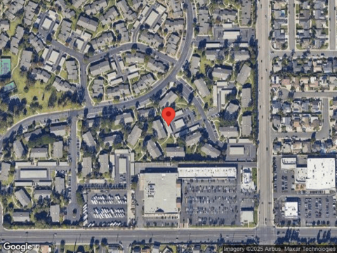 Lauderdale Ct #210F, Huntington Beach, CA 92646