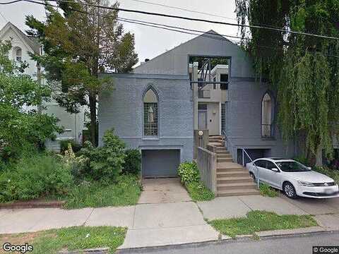 College St #A, Shadyside, PA 15232