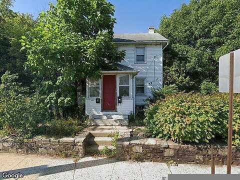 E Hancock St #104A, Lansdale, PA 19446