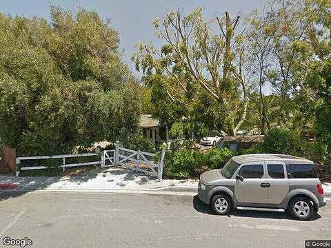 Oak St #E, Lomita, CA 90717