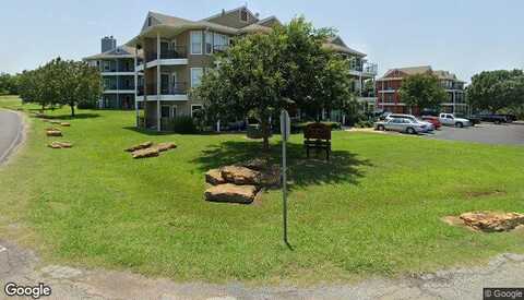 Tanglewood Blvd #104B, Pottsboro, TX 75076