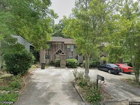 Larette Dr #B, Tallahassee, FL 32301
