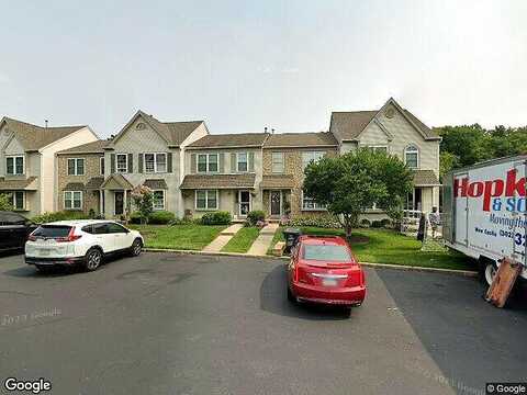 Cambridge Cir #89, Kennett Square, PA 19348