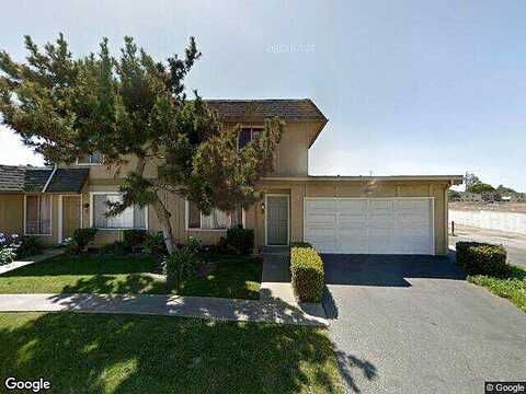 Fisher Dr #B, Oxnard, CA 93035