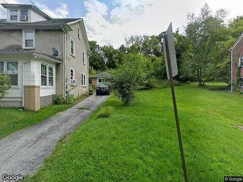 Victor Dr, Downingtown, PA 19335