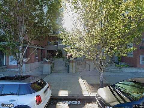 106Th, BELLEVUE, WA 98004