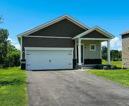 Spruce Court N, Cambridge, MN 55008
