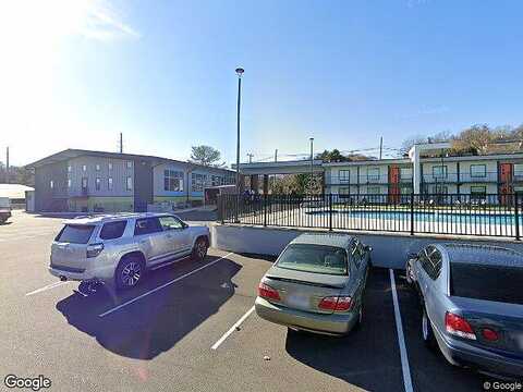 Main, LYNCHBURG, VA 24504